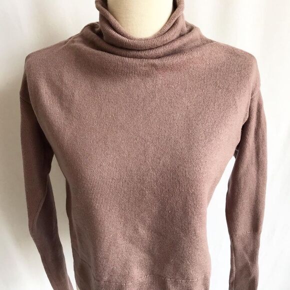 Wilfred Aritzia rose taupe mock neck knit XXS - Picture 2 of 9